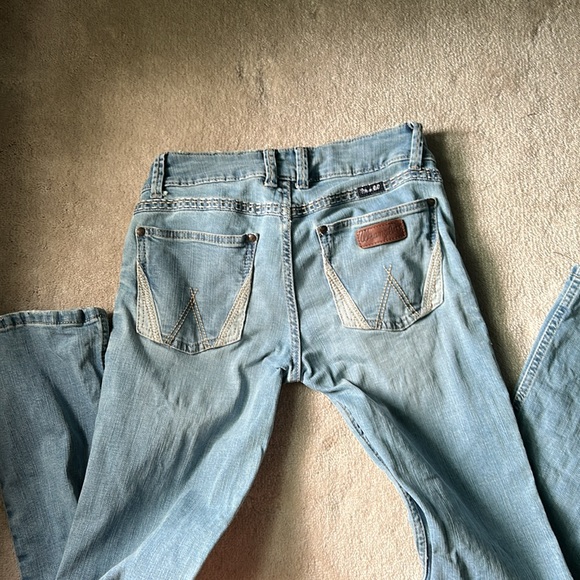 Wrangler women's jeans size 28 - Picture 3 of 3